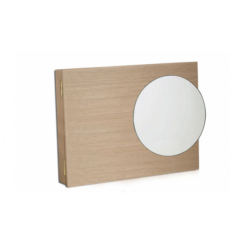 Tapacontador acabado en madera a medida con un espejo círculo