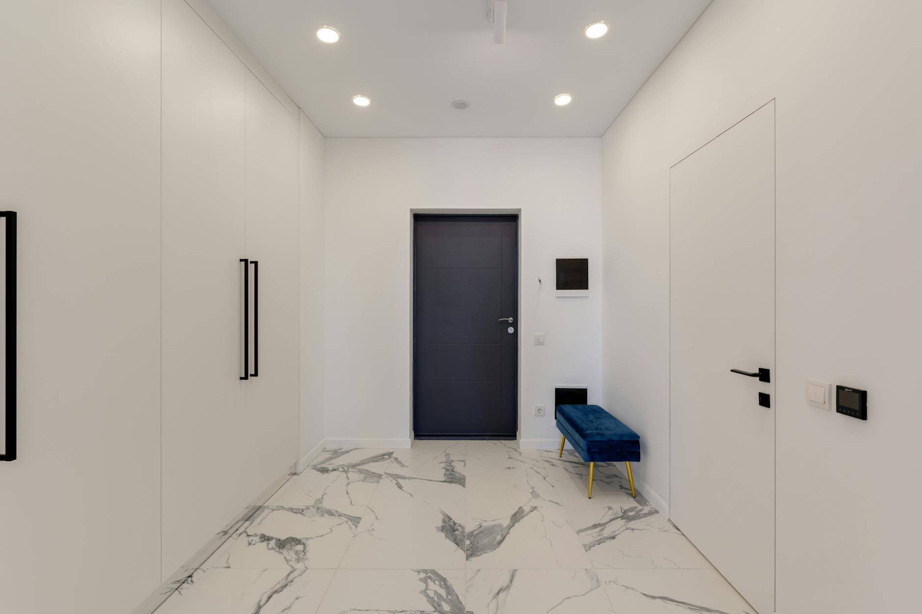 Tapar el Cuadro de Luces de la Entrada: Ideas con Estilo